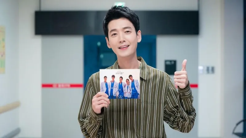12 Drama Korea yang Dibintangi Jung Kyung Ho, Punya Banyak Genre Menarik