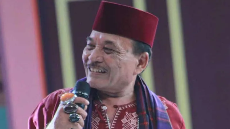 5 Potret Ruang Tamu Rumah Haji Bolot, Sederhana Tapi Bergaya Klasik