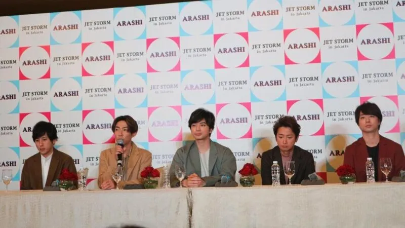 Arashi Pamit, Akhiri 27 Tahun Perjalanan dengan Ucapan Manis di Konser Perpisahan