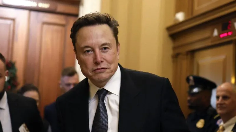 Elon Musk Bakal Jadi Triliuner Setelah IPO SpaceX