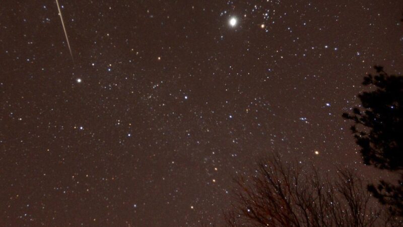Fenomena Hujan Meteor Arietid Capai Puncak pada 10 Juni 2026