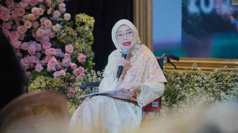 Mien Uno Luncurkan Buku Cermin Diri di Usia 85 Tahun, Sandiaga Uno Akui Ibunda Sumber Inspirasi