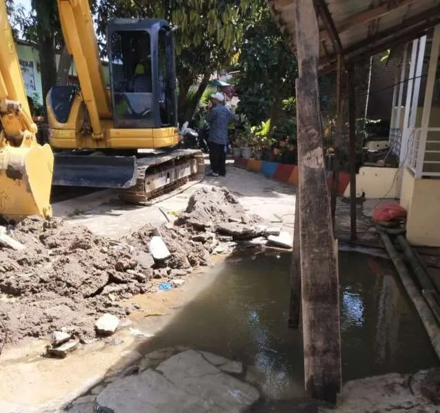Perawatan/Perbaikan JDU 1.000 mm Perumda Tirtanadi di Purwo Gang Family Delitua Berdampak di Beberapa Wilayah