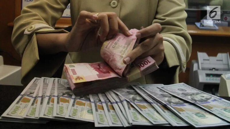 Rupiah Hari Ini Diproyeksi Masih Melemah